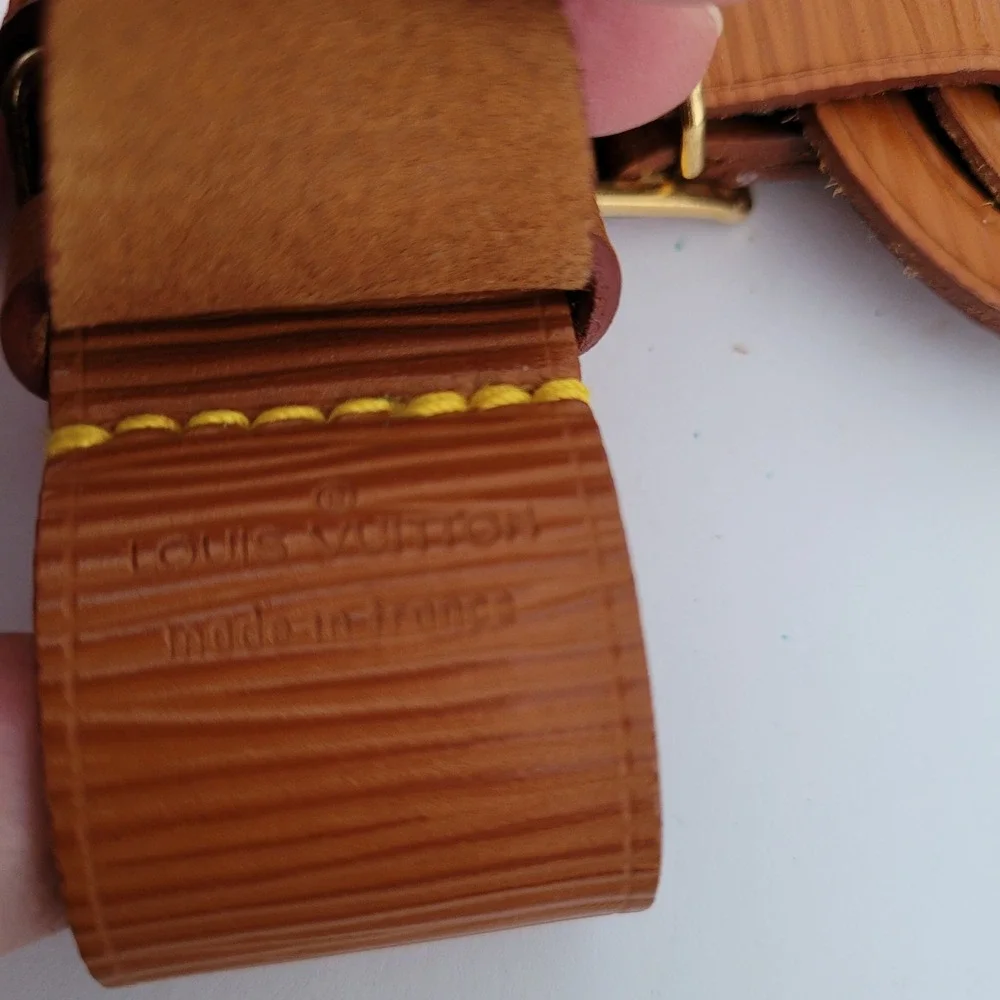 Louis Vuitton Epi Leather Luggage Tag and Poignet Set Kenyan Fawn Brown Vintage